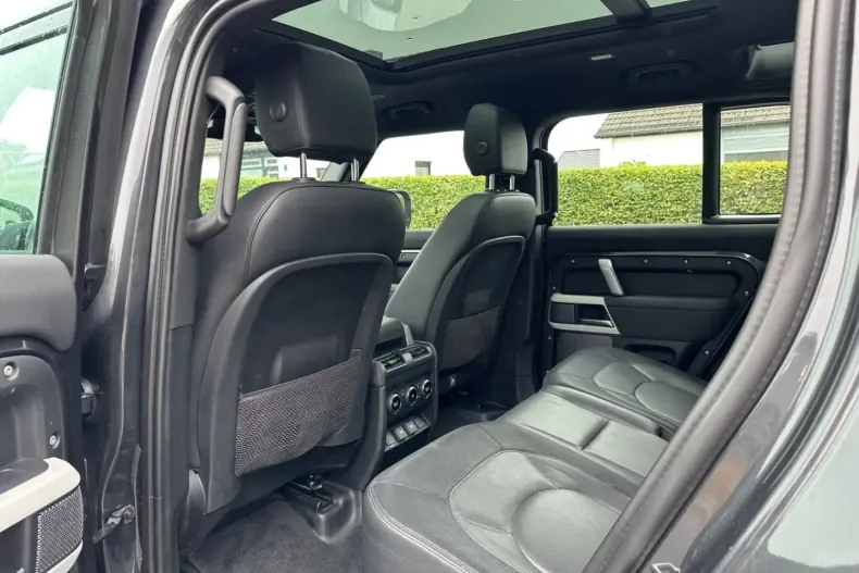 Land Rover Defender din 2023 cu 53.969 km - oferta LAN146594 - foto 22