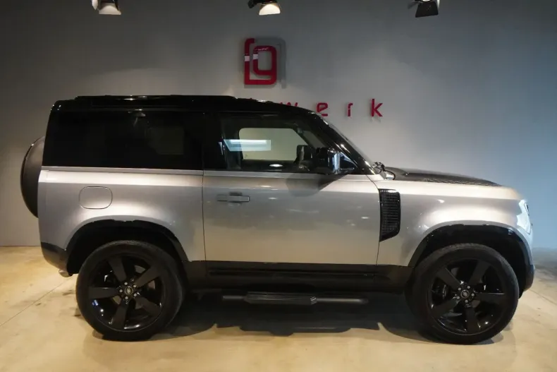 Land Rover Defender din 2023 cu 25.000 km - oferta LAN146595 - foto 3