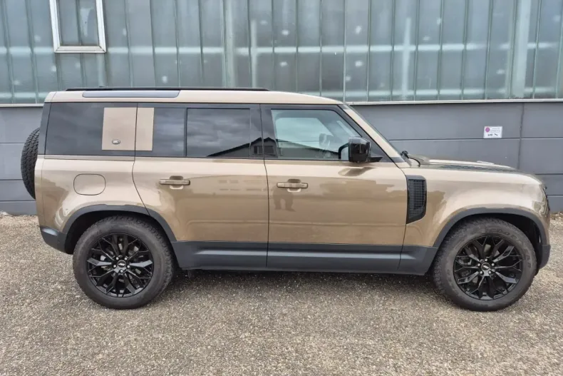 Land Rover Defender din 2023 cu 53.000 km - oferta LAN146599 - foto 3