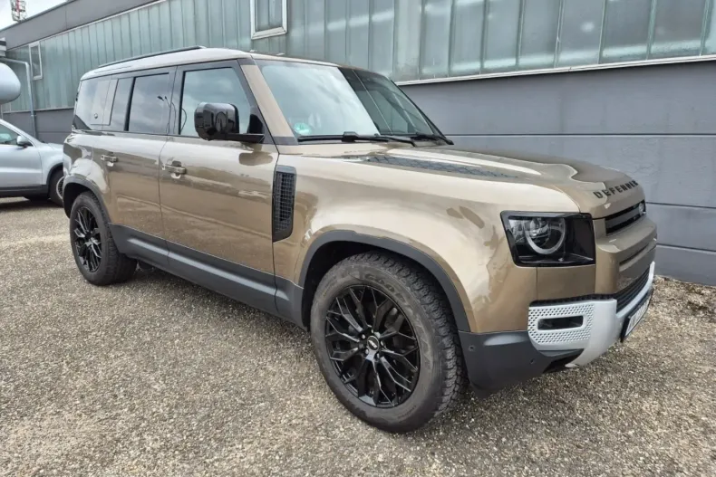 Land Rover Defender din 2023 cu 53.000 km - oferta LAN146599 - foto 4