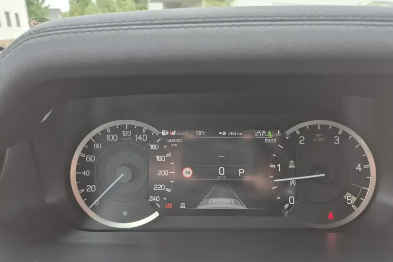 Land Rover Defender din 2023 cu 53.000 km - oferta LAN146599 - foto 8