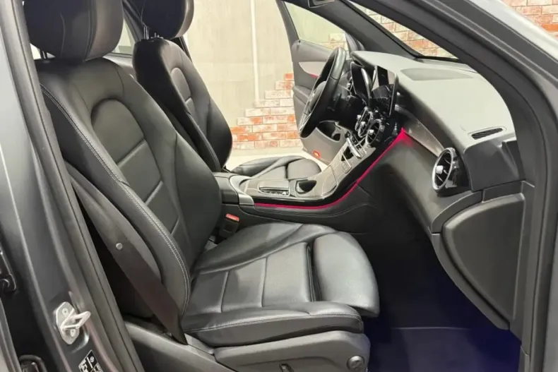 Mercedes-Benz GLC 220 din 2020 cu 91.000 km - oferta MER146628 - foto 5