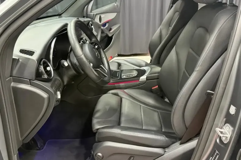 Mercedes-Benz GLC 220 din 2020 cu 91.000 km - oferta MER146628 - foto 8