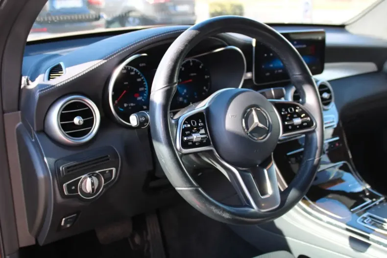 Mercedes-Benz GLC 300 din 2020 cu 80.000 km - oferta MER146630 - foto 12