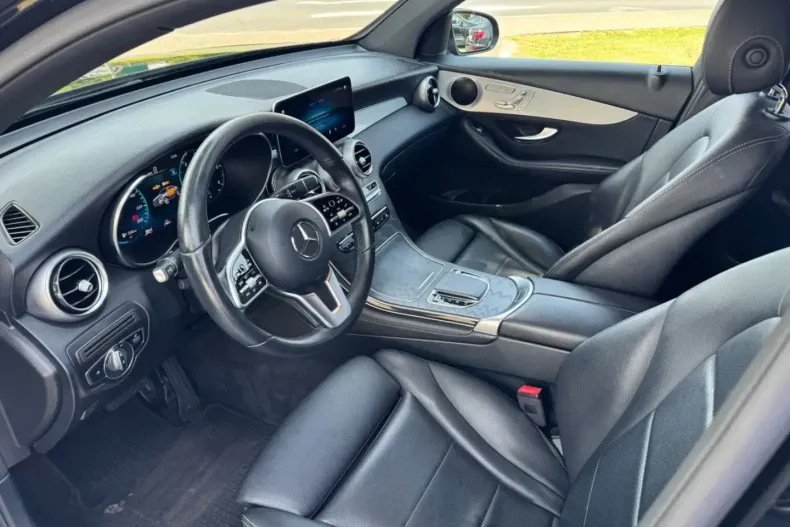 Mercedes-Benz GLC 300 din 2020 cu 98.800 km - oferta MER146631 - foto 6