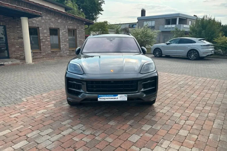 Porsche Cayenne din 2023 cu 32.750 km - oferta POR146637 - foto 3