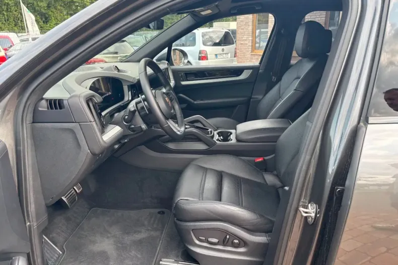 Porsche Cayenne din 2023 cu 32.750 km - oferta POR146637 - foto 15