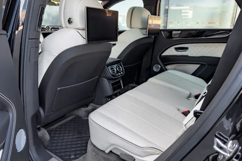 Bentley Bentayga din 2022 cu 25.000 km - oferta BEN146662 - foto 15