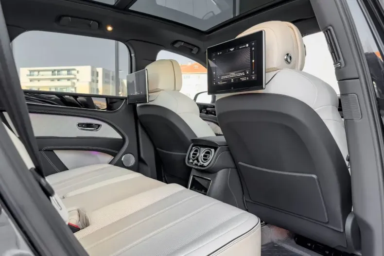 Bentley Bentayga din 2022 cu 25.000 km - oferta BEN146662 - foto 17