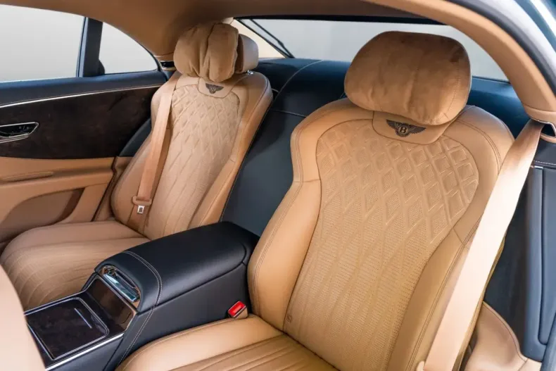 Bentley Flying Spur din 2021 cu 38.290 km - oferta BEN146666 - foto 25