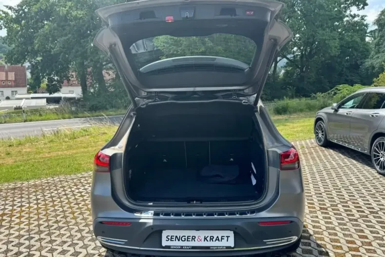 Mercedes-Benz EQA din 2022 cu 32.405 km - oferta MER146670 - foto 3