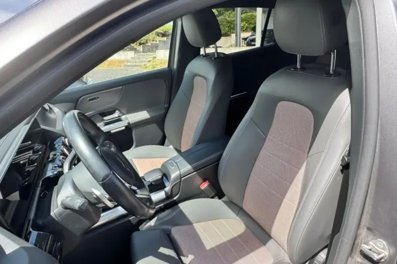 Mercedes-Benz EQA din 2022 cu 32.405 km - oferta MER146670 - foto 4