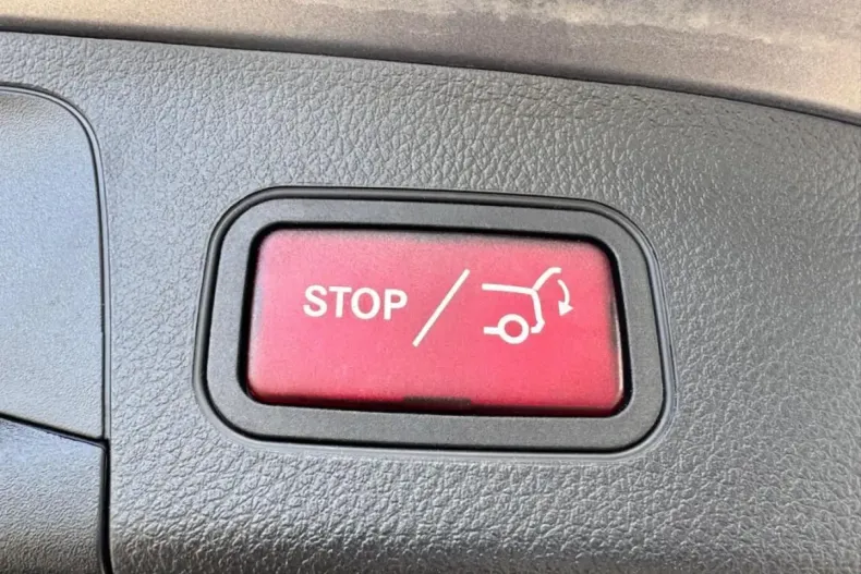 Mercedes-Benz EQA din 2022 cu 32.405 km - oferta MER146670 - foto 6