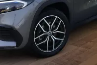 Mercedes-Benz EQA din 2022 cu 19.099 km - oferta MER146671 - foto 3