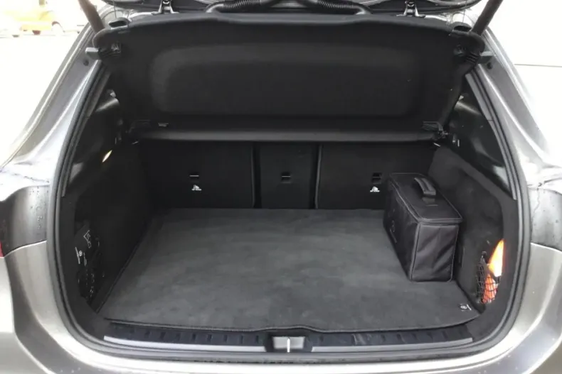 Mercedes-Benz EQA din 2022 cu 19.099 km - oferta MER146671 - foto 9