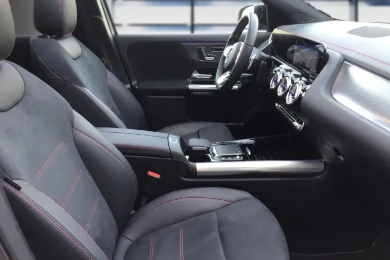 Mercedes-Benz EQA din 2022 cu 19.099 km - oferta MER146671 - foto 12