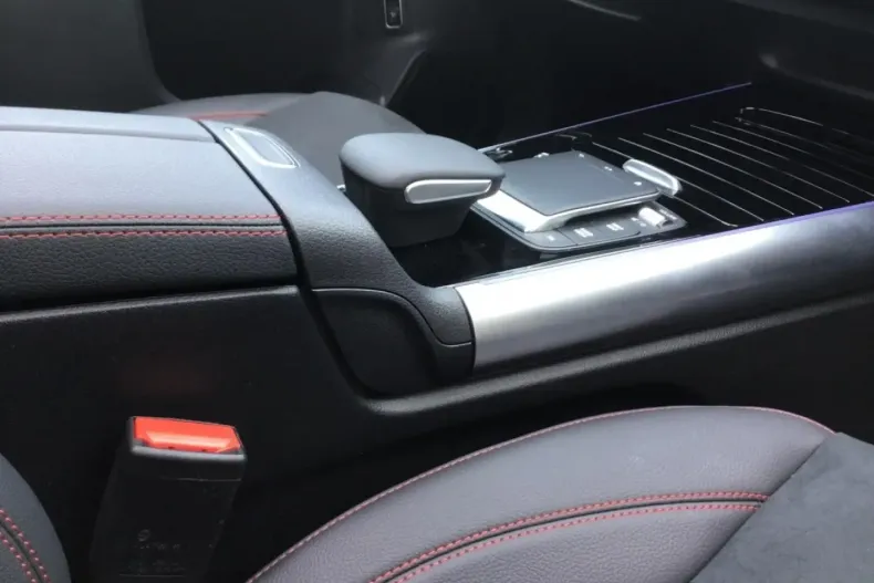 Mercedes-Benz EQA din 2022 cu 19.099 km - oferta MER146671 - foto 14