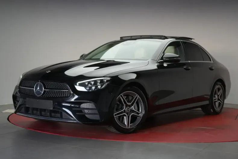 Mercedes-Benz E 300 din 2022 cu 68.000 km - oferta MER146672 - foto 2