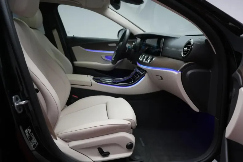 Mercedes-Benz E 300 din 2022 cu 68.000 km - oferta MER146672 - foto 5