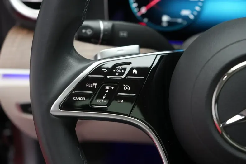 Mercedes-Benz E 300 din 2022 cu 68.000 km - oferta MER146672 - foto 13