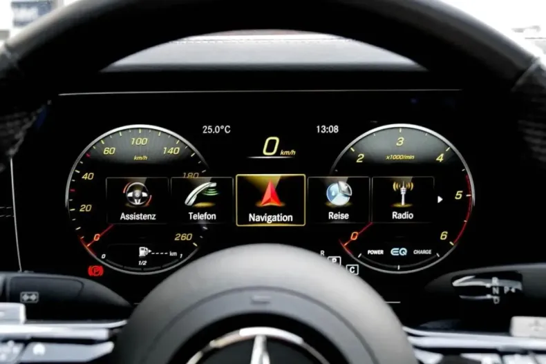 Mercedes-Benz E 300 din 2022 cu 78.014 km - oferta MER146673 - foto 11