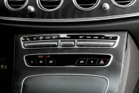 Mercedes-Benz E 300 din 2022 cu 78.014 km - oferta MER146673 - foto 12