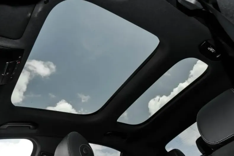 Mercedes-Benz E 300 din 2022 cu 78.014 km - oferta MER146673 - foto 16