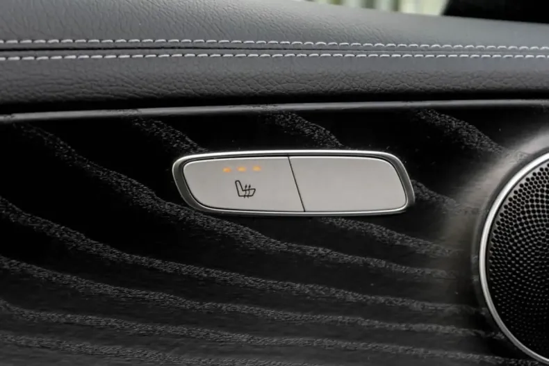 Mercedes-Benz E 300 din 2022 cu 78.014 km - oferta MER146673 - foto 17