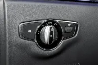 Mercedes-Benz E 300 din 2022 cu 78.014 km - oferta MER146673 - foto 19