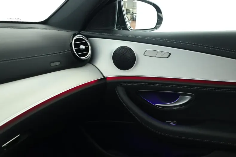 Mercedes-Benz E 200 din 2023 cu 35.990 km - oferta MER146677 - foto 15