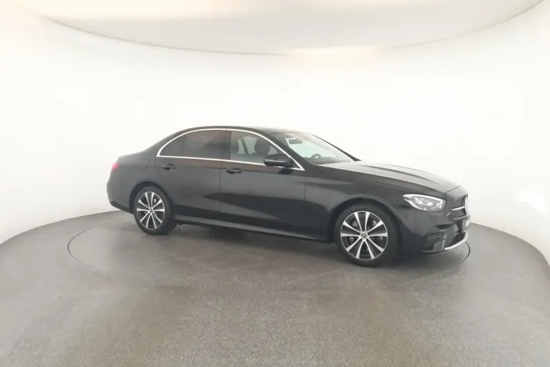 Mercedes-Benz E 200 din 2023 cu 35.990 km - oferta MER146677 - foto 23