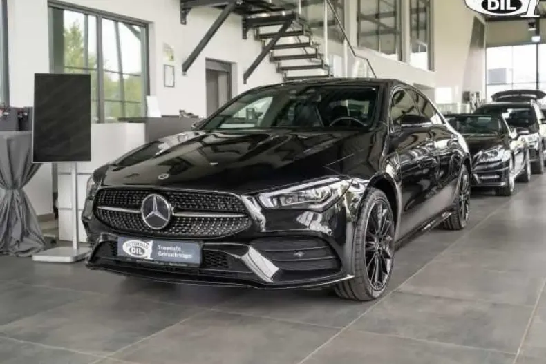 Mercedes-Benz CLA 250 din 2022 cu 85.000 km - oferta MER146678 - foto 1