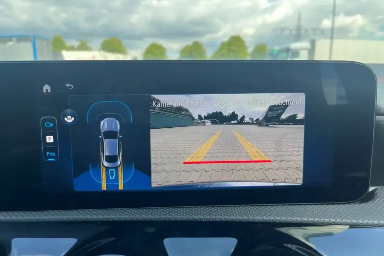 Mercedes-Benz CLA 180 din 2024 cu 18.786 km - oferta MER146679 - foto 18