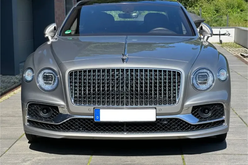 Bentley Flying Spur din 2021 cu 39.000 km - oferta BEN146680 - foto 2