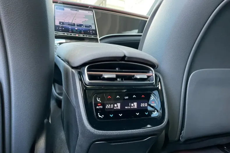 Mercedes-Benz EQS din 2022 cu 55.300 km - oferta MER146686 - foto 12