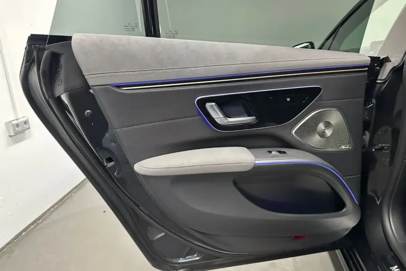 Mercedes-Benz EQS din 2022 cu 63.700 km - oferta MER146687 - foto 22