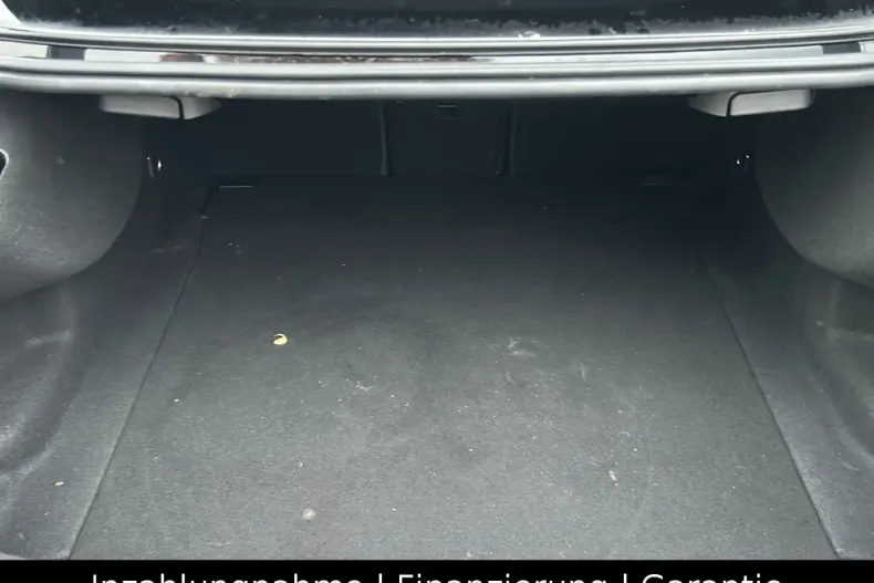 Mercedes-Benz CLA 250 din 2022 cu 20.000 km - oferta MER146690 - foto 22