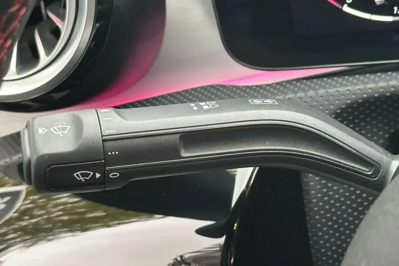 Mercedes-Benz CLA 250 din 2024 cu 14.912 km - oferta MER146691 - foto 11