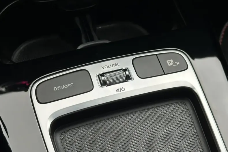 Mercedes-Benz CLA 250 din 2024 cu 14.912 km - oferta MER146691 - foto 21