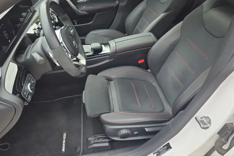 Mercedes-Benz CLA 250 din 2022 cu 50.000 km - oferta MER146692 - foto 22