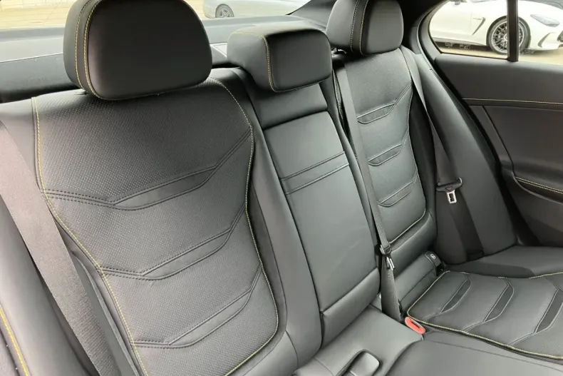 Mercedes-Benz C 63 AMG din 2024 cu 6.000 km - oferta MER146697 - foto 7