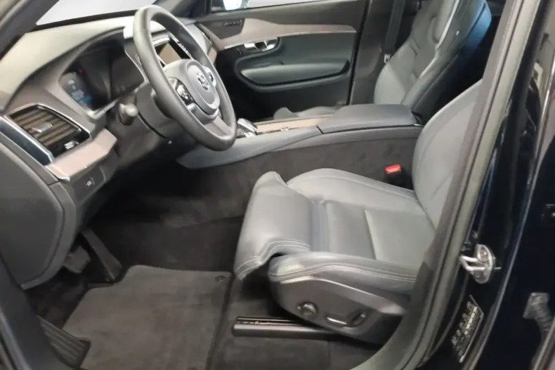 Volvo XC90 din 2024 cu 5.900 km - oferta VOL146706 - foto 8