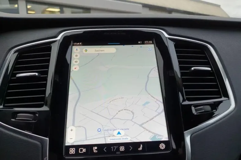 Volvo XC90 din 2023 cu 30.526 km - oferta VOL146709 - foto 13