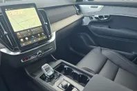 Volvo XC90 din 2025 cu 30.000 km - oferta VOL146710 - foto 9