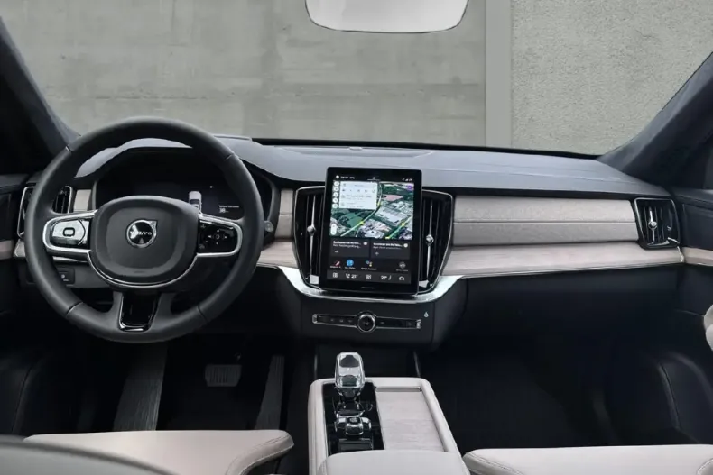 Volvo XC90 din 2024 cu 11.500 km - oferta VOL146712 - foto 5