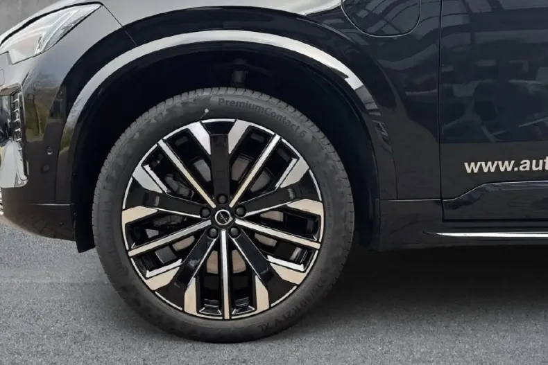 Volvo XC90 din 2024 cu 11.500 km - oferta VOL146712 - foto 6