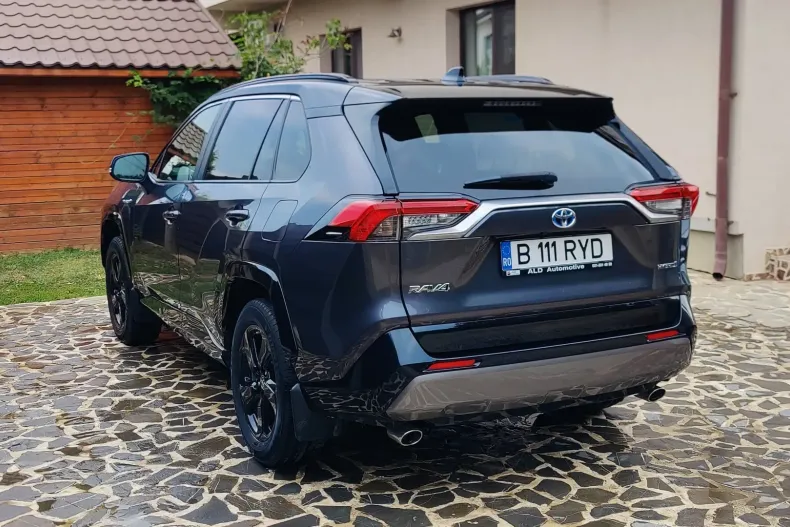 Toyota RAV4 din 2021 cu 63.000 km - oferta TOY146713 - foto 3