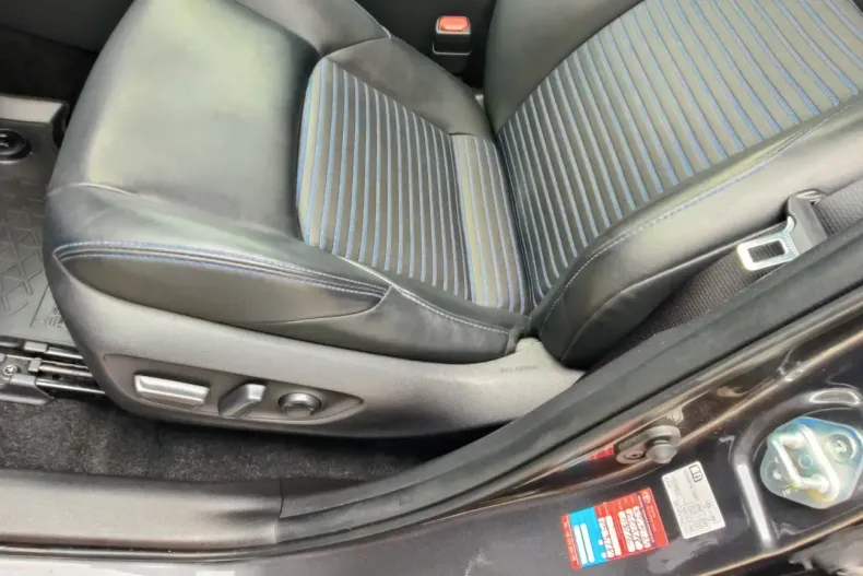 Toyota RAV4 din 2021 cu 63.000 km - oferta TOY146713 - foto 10