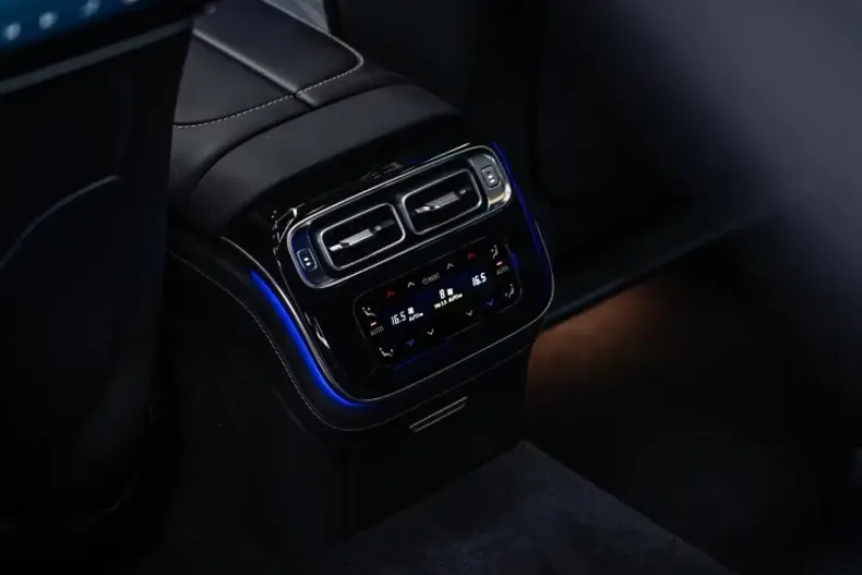 Mercedes-Benz S 63 AMG din 2024 cu 32.122 km - oferta MER146717 - foto 20