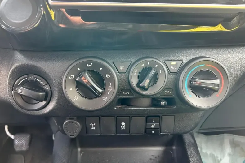 Toyota Hilux din 2020 cu 46.000 km - oferta TOY146720 - foto 25